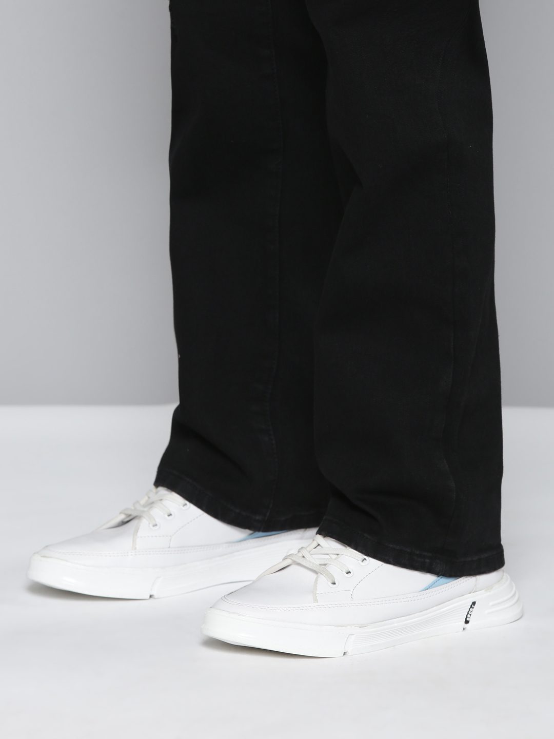 Waimea Jet Black Jeans (IM8113)