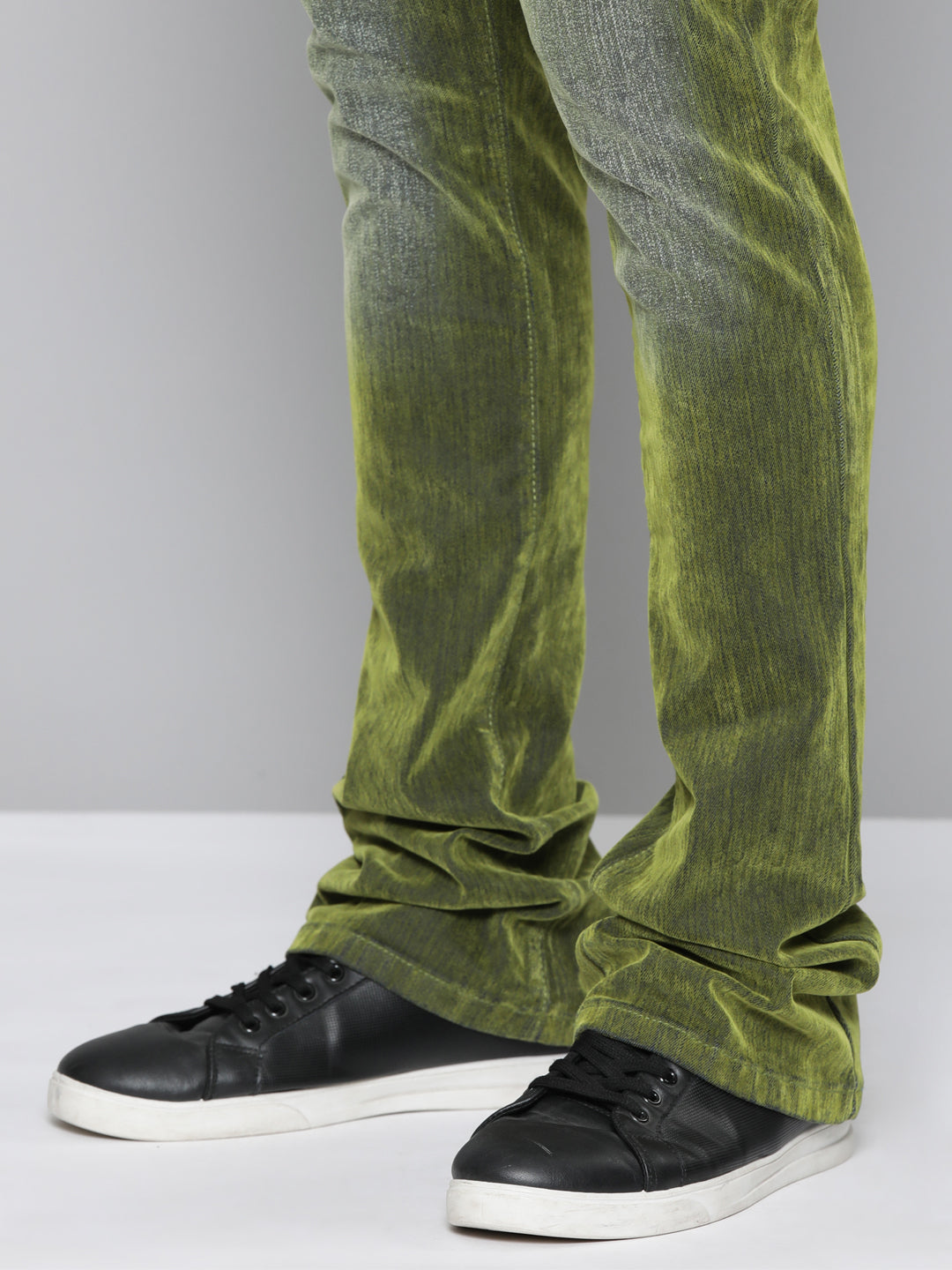 OLIVE VELVET COATED STACKED JEAN