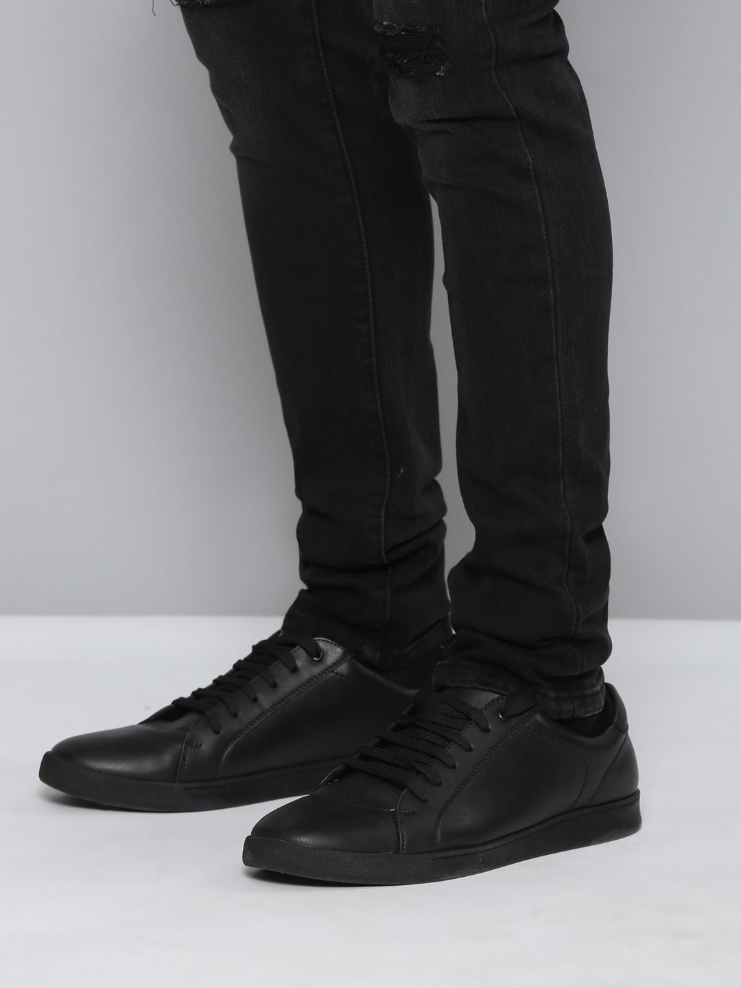 Waimea Black Jeans (M8043)