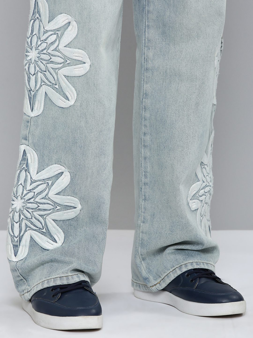 Waimea Ice Wash Jeans (M8135)