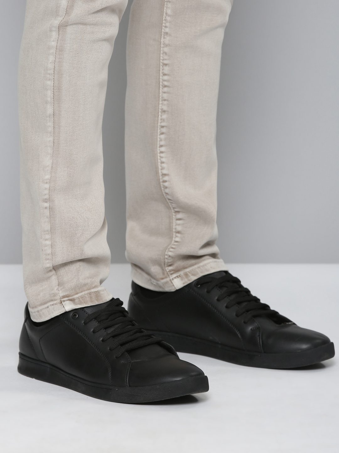 Waimea Brown Wash Jeans (IM8126)