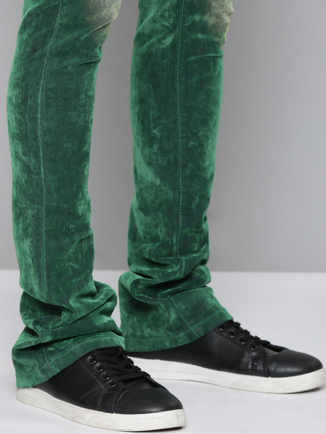 GREEN VELVET COATED STACKED JEAN