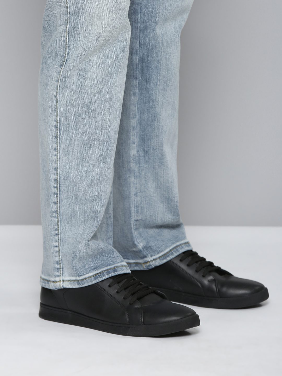 Waimea Blue Wash Jeans (IM8123)