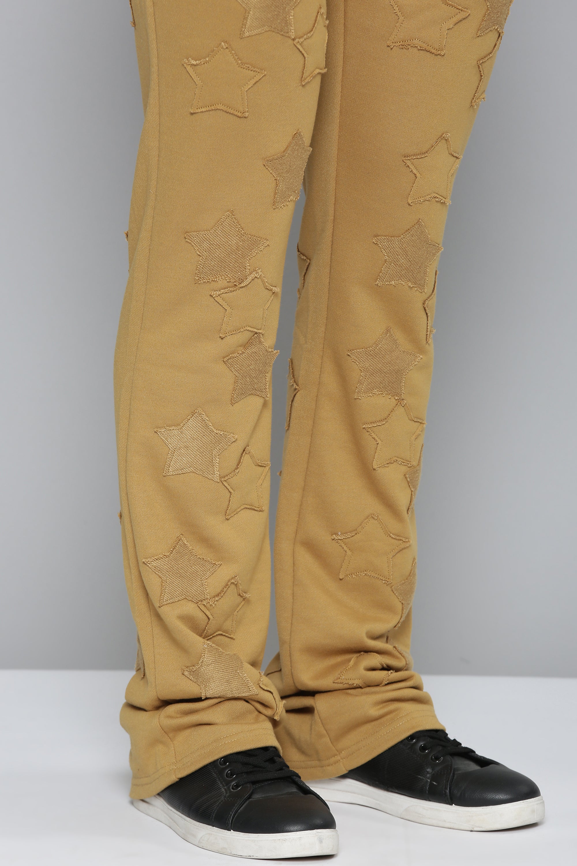 TIMBER STACKED TERRY PANTS WITH STAR PATCHES