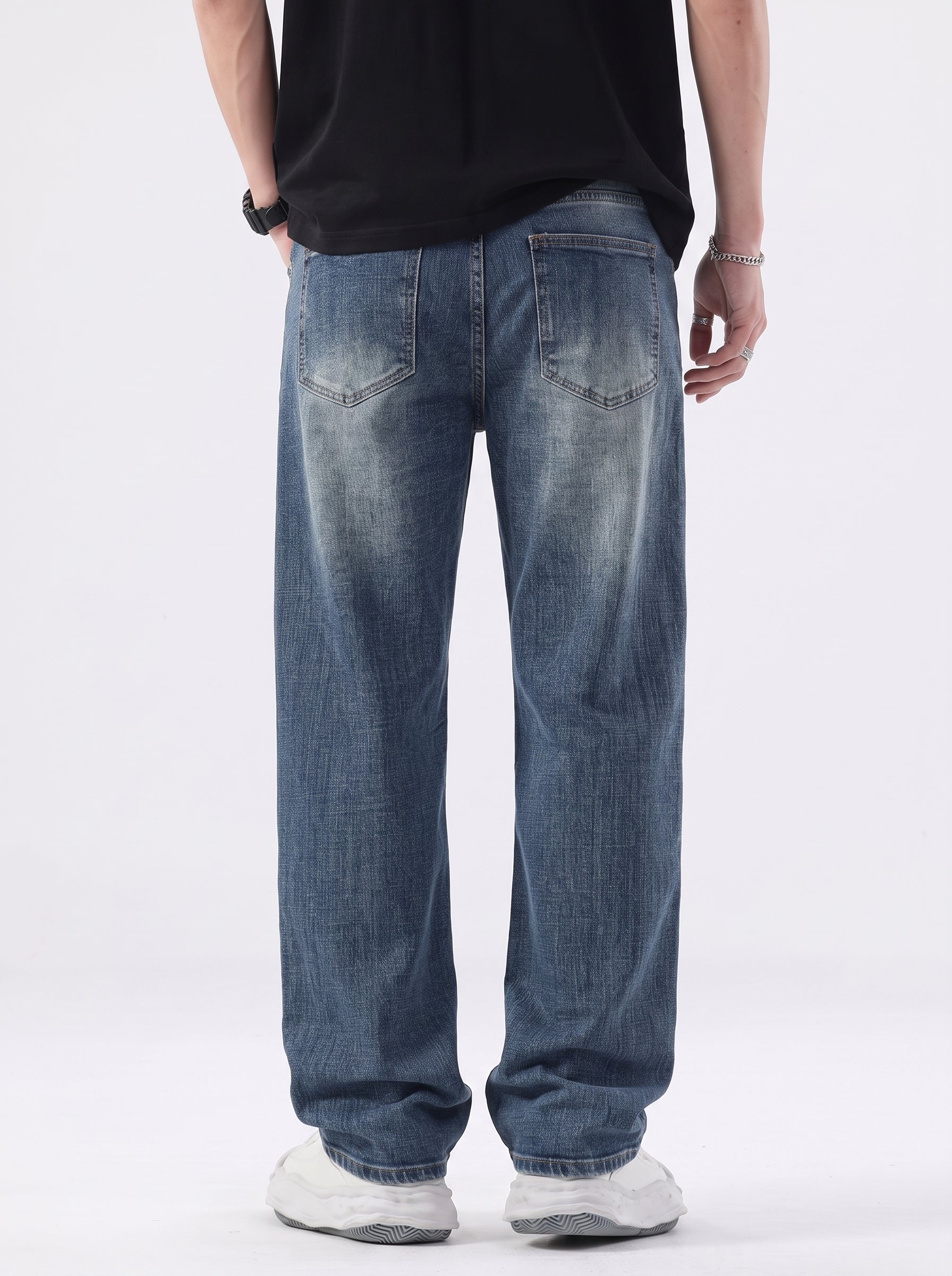 Relaxed Denims