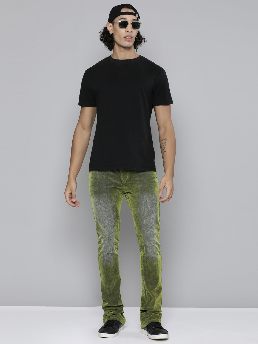 OLIVE VELVET COATED STACKED JEAN