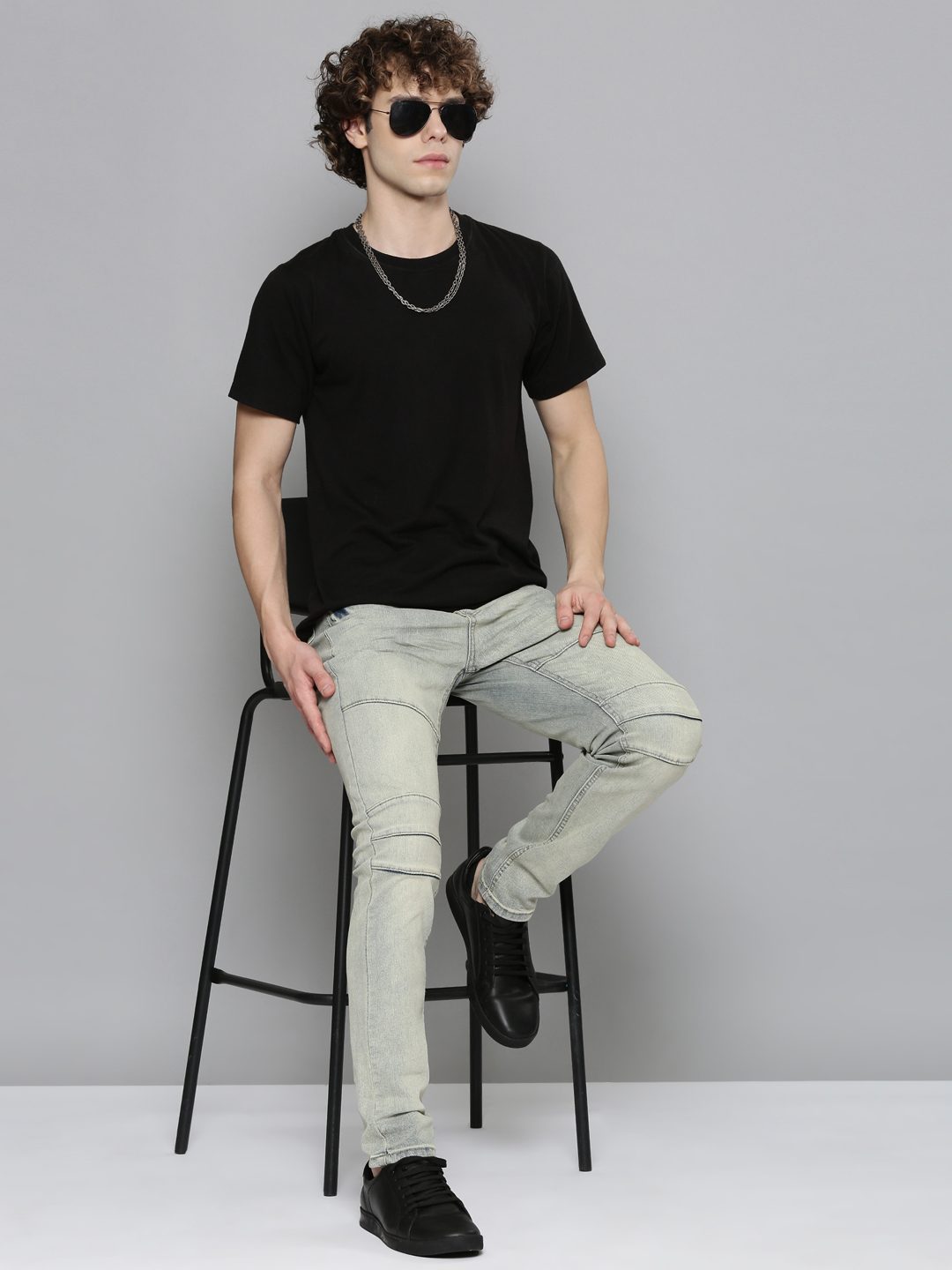 Waimea Bleach Wash Jeans (AOM5919)