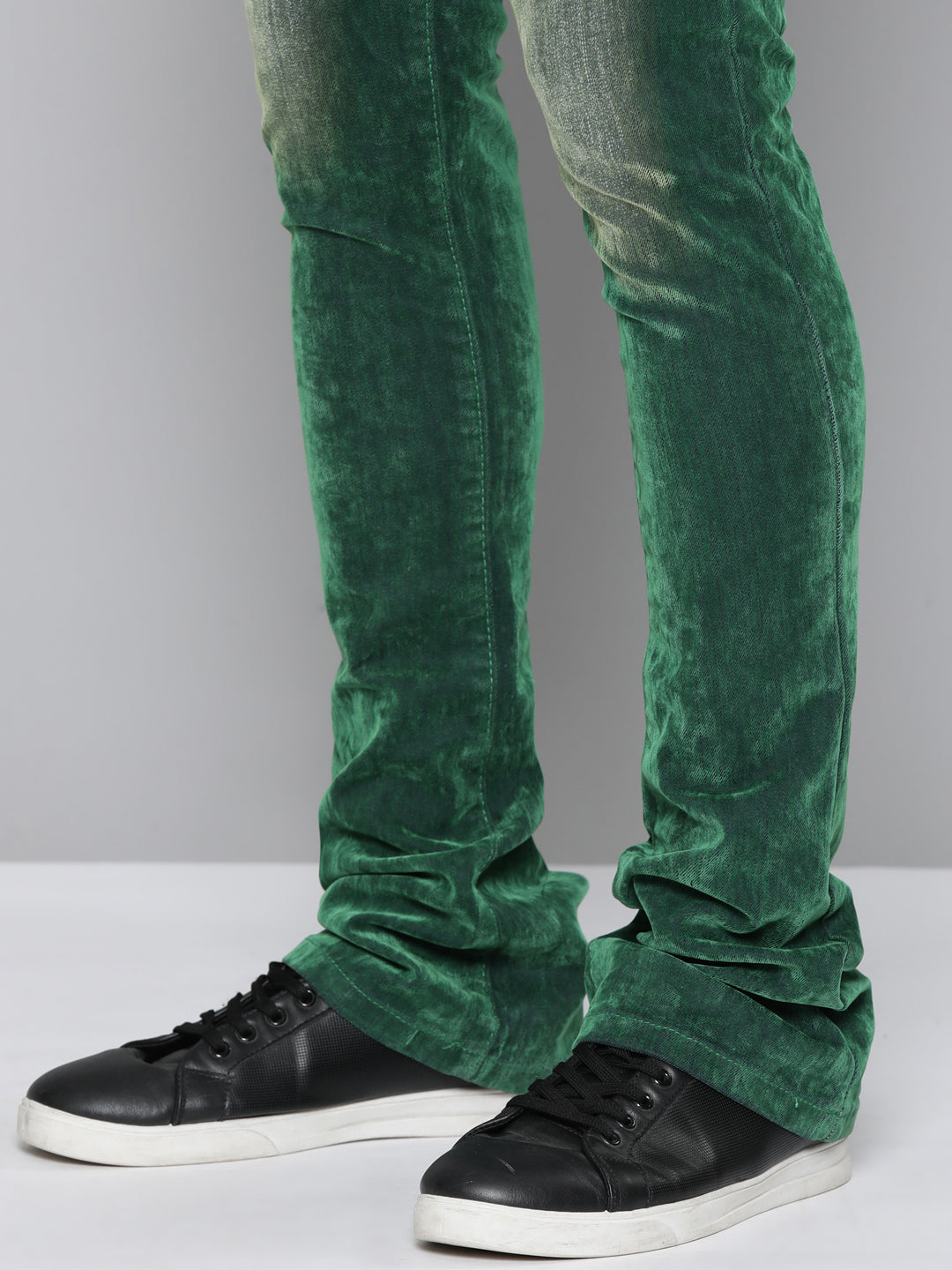GREEN VELVET COATED STACKED JEAN