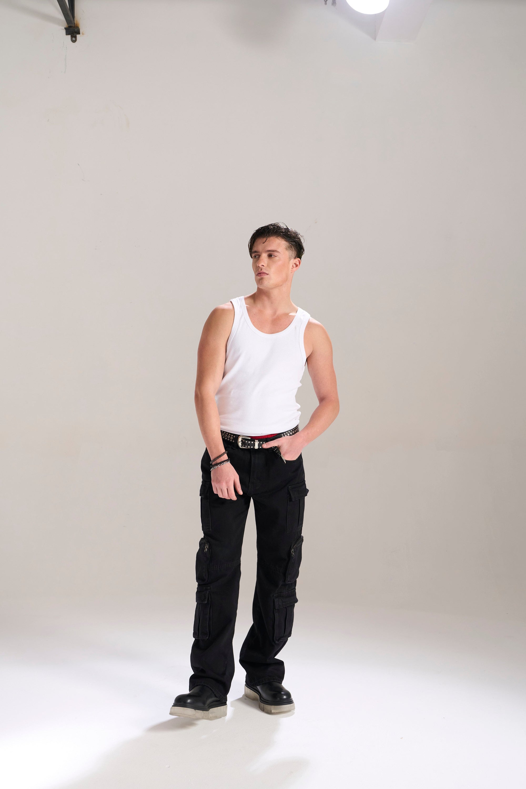 JET BLACK BAGGY CARGO JEANS