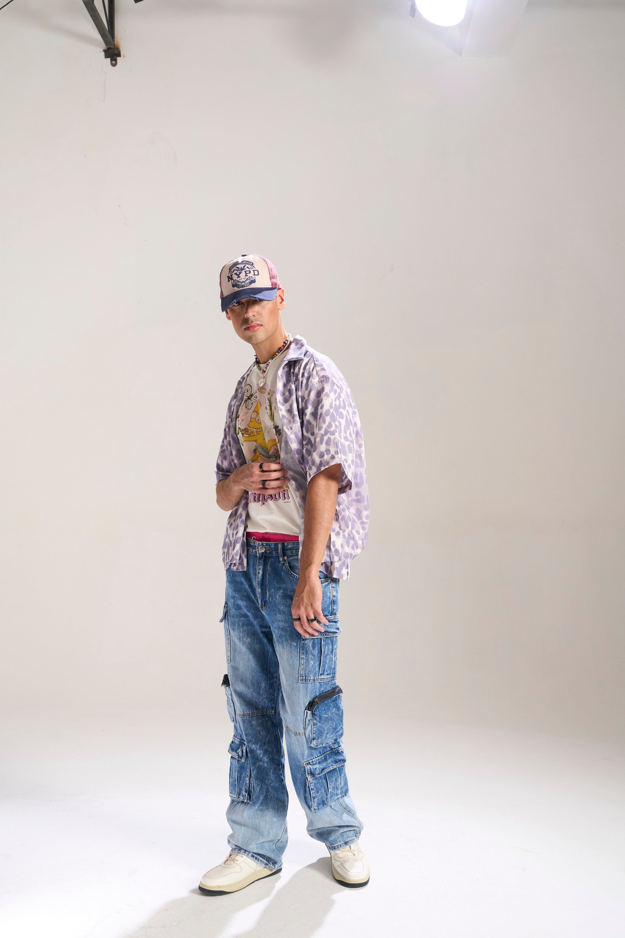 BLUE WASH BAGGY CARGO JEANS WITH BLASTING AND WHISKERS