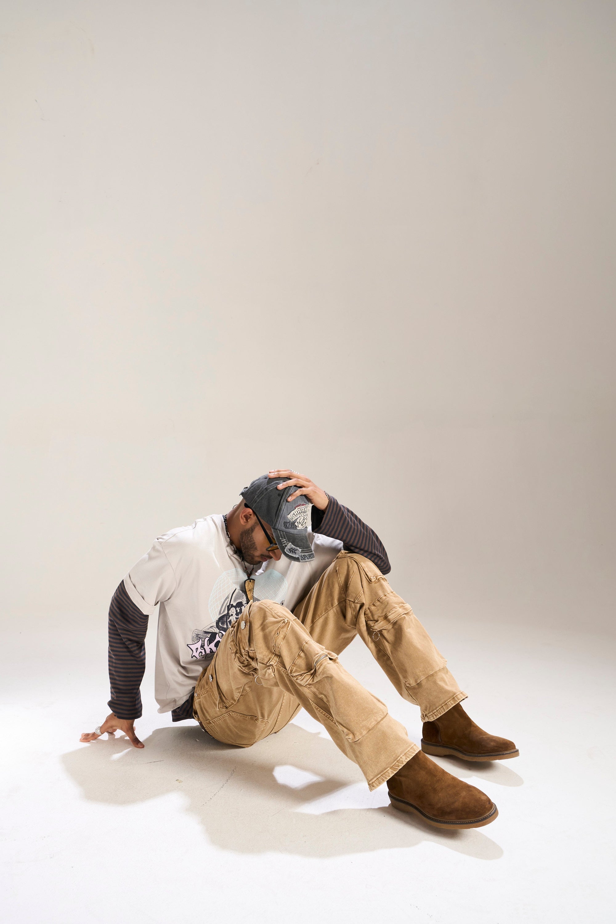 KHAKI DYED WASH BAGGY FIT WITH CARGO POCKETS