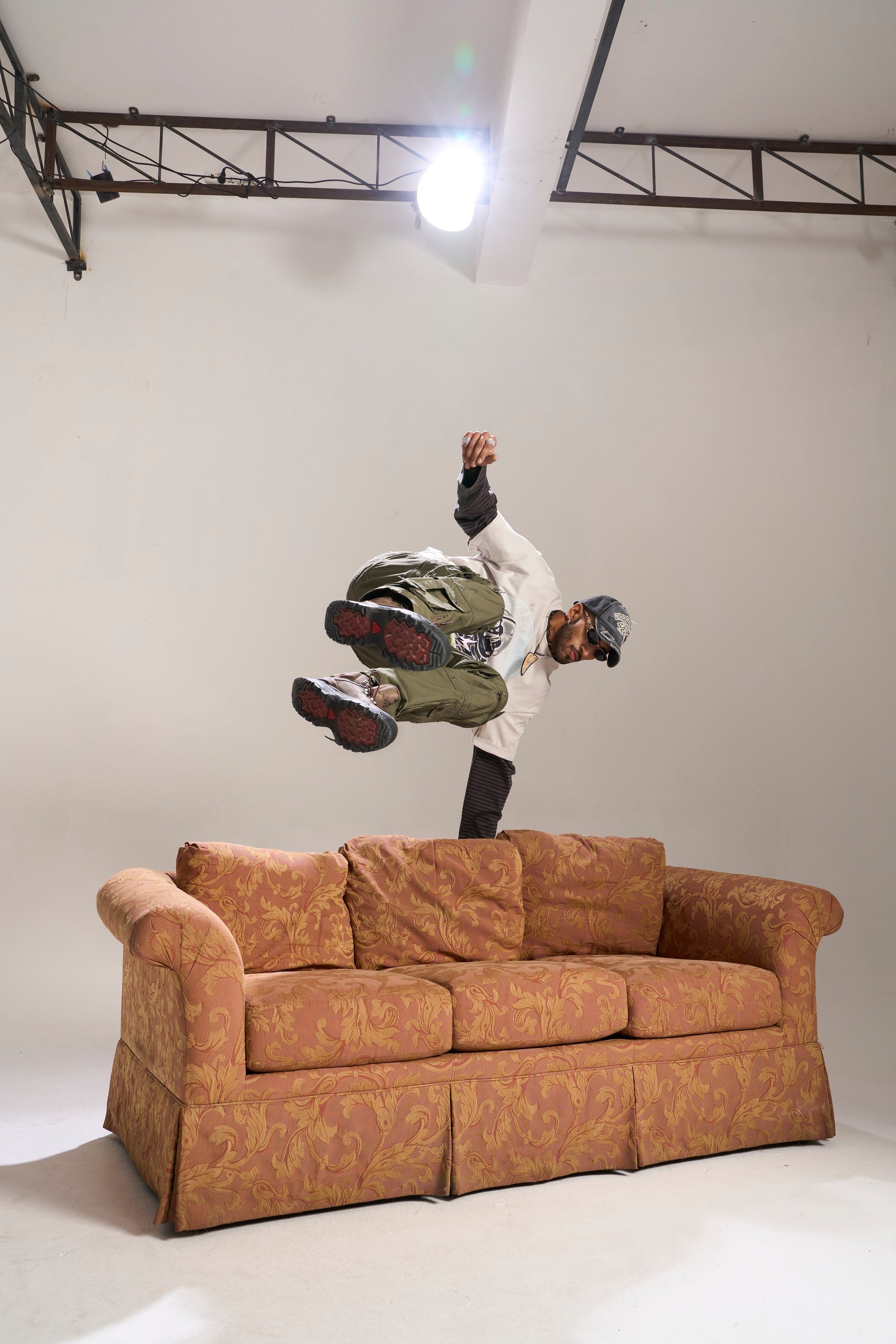 OLIVE RELAXED FIT CARGO JEAN