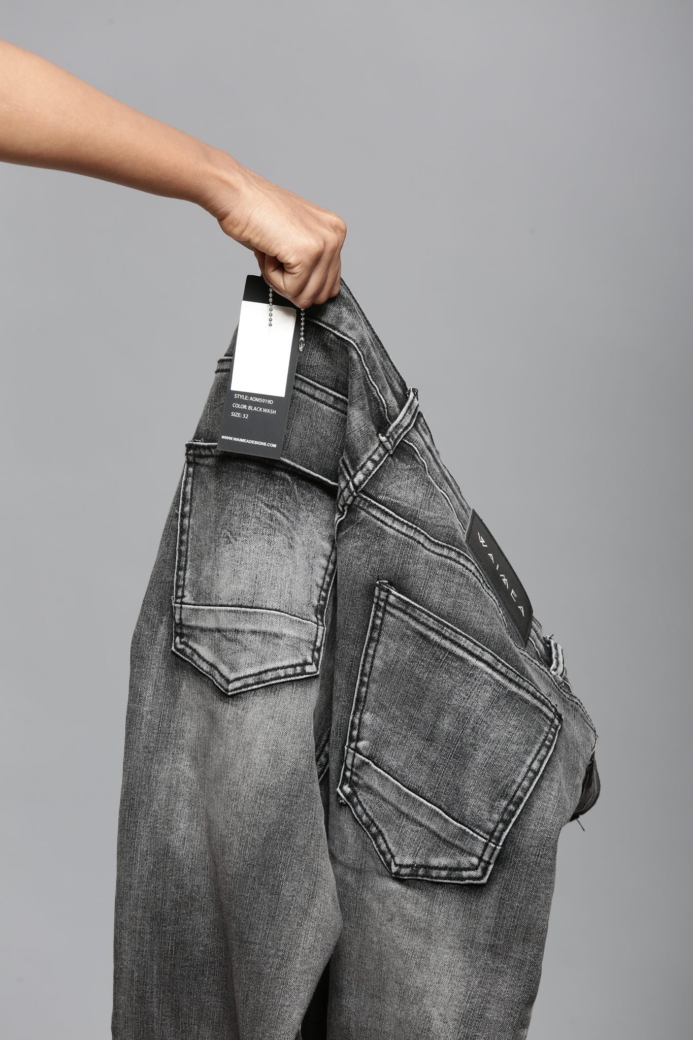 Waimea Black Wash Jeans (AOM5919)